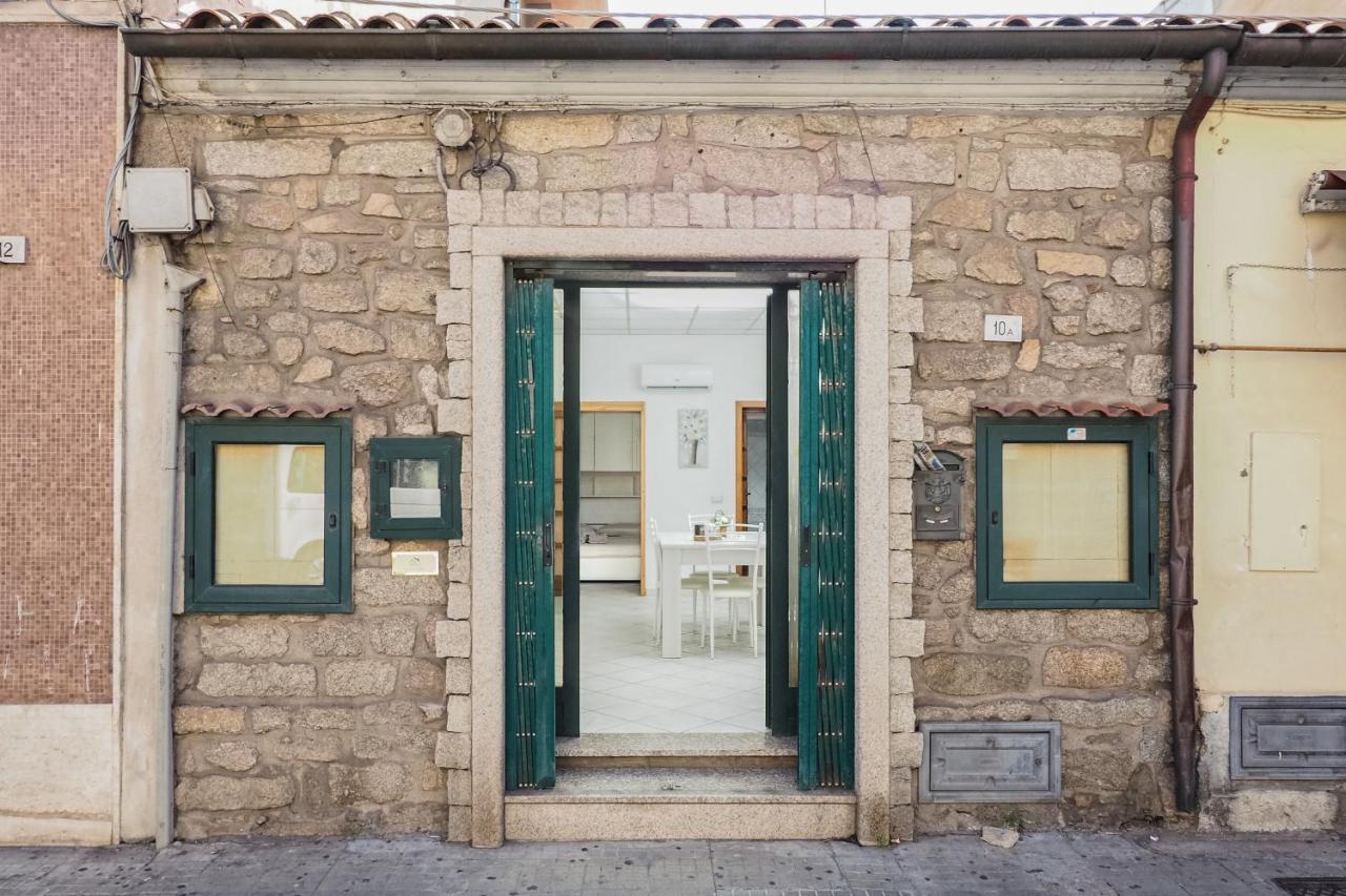 Saint Simplicio House Apartment Olbia Bagian luar foto